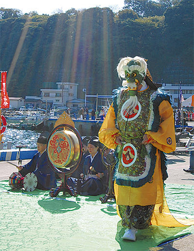 盛況！海神のまち・豊漁豊作祭 真鶴の新たな「うねり」 箱根・湯河原・真鶴 タウンニュース