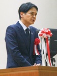 祝辞を述べる山中市長