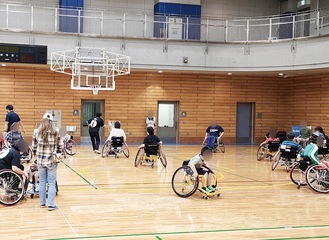 昨年の車いすバスケ体験