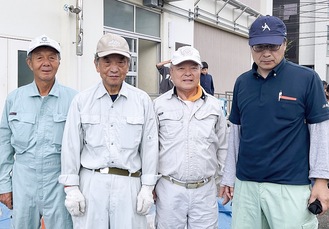 左から､小池さん､飯田さん､吉原さん､JA横浜の大川正義さん