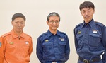 （右から）澤隊長、菅野課長、須藤隊長