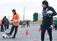 プロ指導でサッカー体験