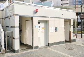 対象となる横浜駅東口の公衆トイレ