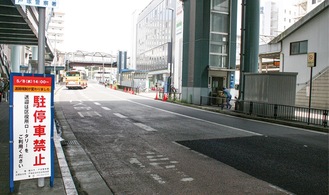 ５月16日撮影。停車車両は減少していた