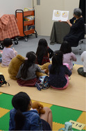 子どもとぬいぐるみが一緒に楽しむ「おはなし会＆おとまり会」