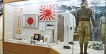 戦没者の遺品を含む展示＝かながわ平和祈念館