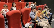 誰もが楽しめる映画館に