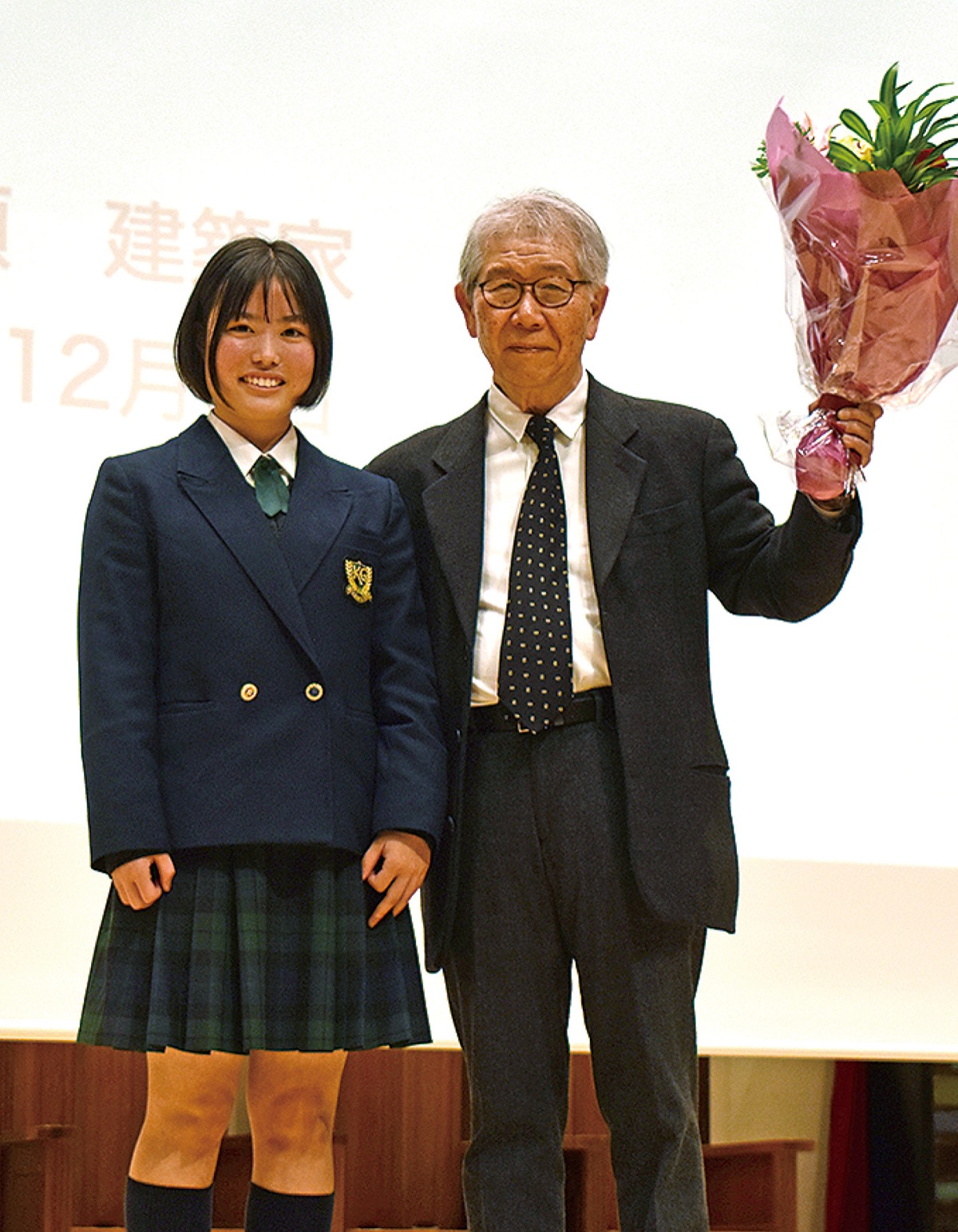 山本理顕さんが講演