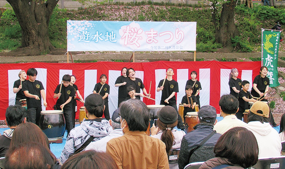 馬場で４年ぶり桜まつり 出店や演奏でにぎわう | 鶴見区 | タウンニュース