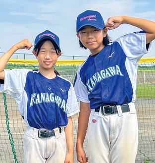 全国に向けて意気込む野村さん（左）と卜部さん