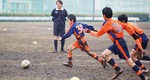 ドリブルをする小学生時代の斉藤選手＝引地さん提供