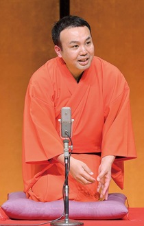 出演者の風林亭飴治郎さん