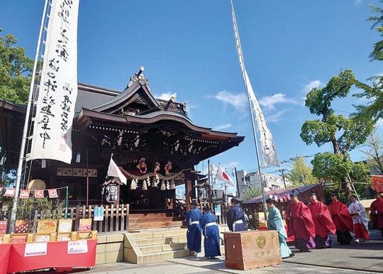 年々、本来の形式となっていた例大祭