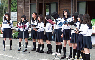 宮城県・南三陸町の女子高生たちを追ったドキュメンタリー「うたごころ」