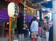 五反田神社 初詣にぎわう