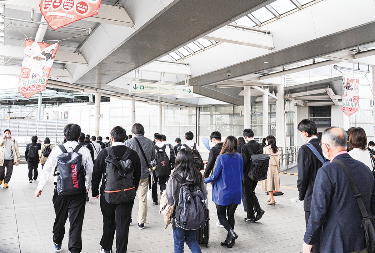 小田急電鉄 終電 来春分繰り上げ 登戸など区内駅も影響 多摩区 タウンニュース