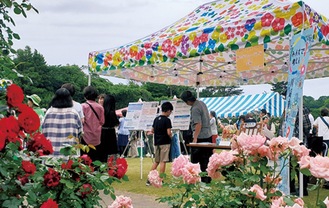 ばら苑で行われた説明会