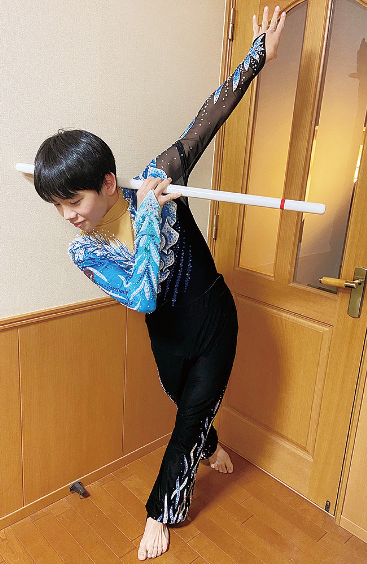 並木在住村山颯さん 新体操で全国準優勝 得意のスティックは首位