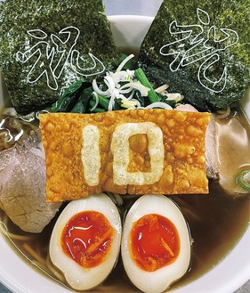 南区１０（テン）こもりラーメン＝河内さん提供