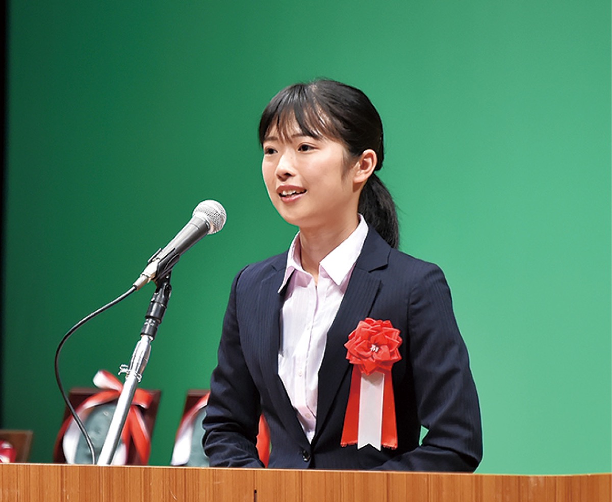 小学生も雄弁を披露