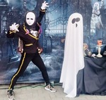 ハロウィン衣装で登壇