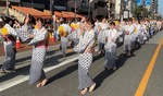 約2000人が出演する民踊流し