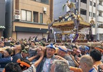 ▲多賀神社の「千貫みこし」