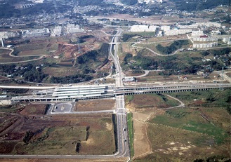 多摩センター（南から）1976年　UR都市機構寄贈資料・公益財団法人多摩市文化財団所蔵