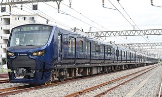 相鉄・JR直通専用車両12000系（相鉄（株）提供）