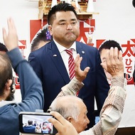 太氏、圧勝で2期目へ