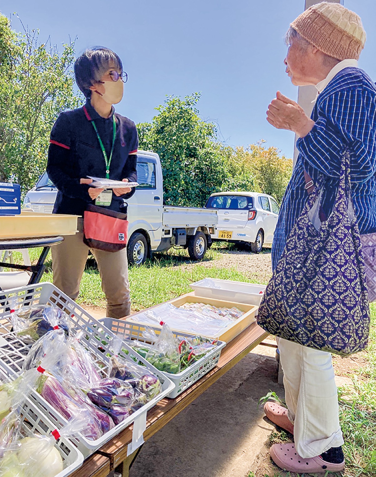 島津おいしいやさいの会 直売所で自主製品を 「菜の花」が初出品