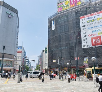 本厚木駅前