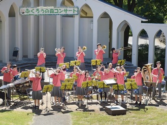 森の里中学校吹奏楽部の演奏