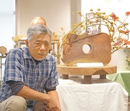 有終の作品展に400人