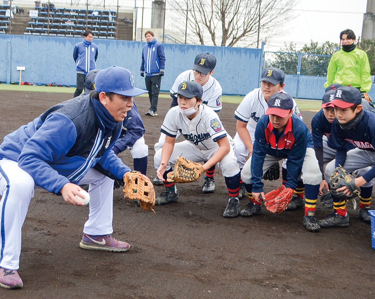 ベイＯＢに技術を学ぶ 野球教室に200人以上 | 厚木・愛川・清川 | タウンニュース