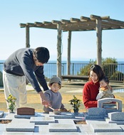 富士と海望む絶景の樹木葬