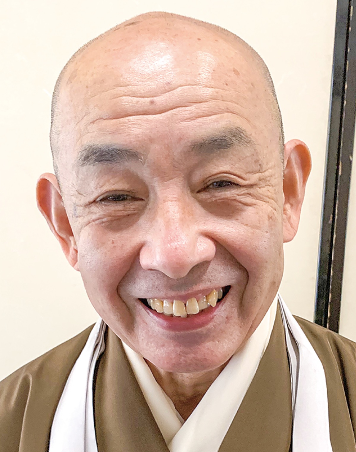 東山 心徹さん | 時宗法主（遊行75代他阿一浄上人）に就任した | 藤沢 | タウンニュース