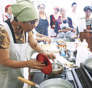 パラオ料理で国際交流