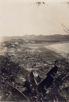 坂ノ下から由比ガ浜にかけての津波のあと（鎌倉市中央図書館所蔵）