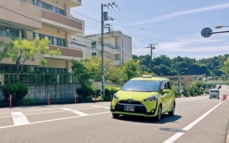 幸せを届ける黄色タクシー