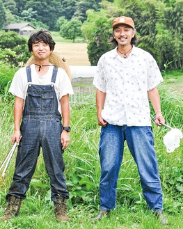 「里山と海は川でつながっているので、里山の不法投棄についても知ってほしい」とＣａｒａｖａｎさん（右）と石井さん