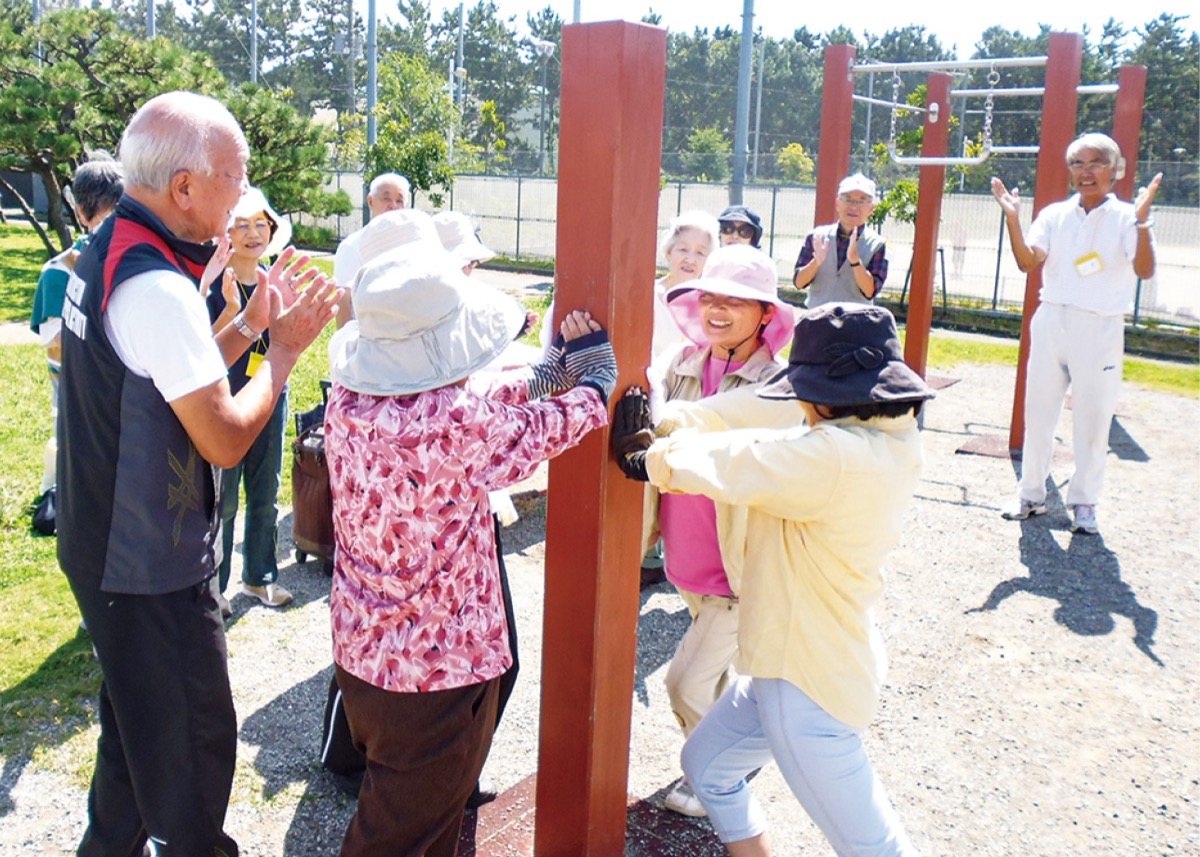 湘南汐見台公園 遊具活用学び仲間と集う 「教えっこ、教わりっこ教室」 | 茅ヶ崎 | タウンニュース