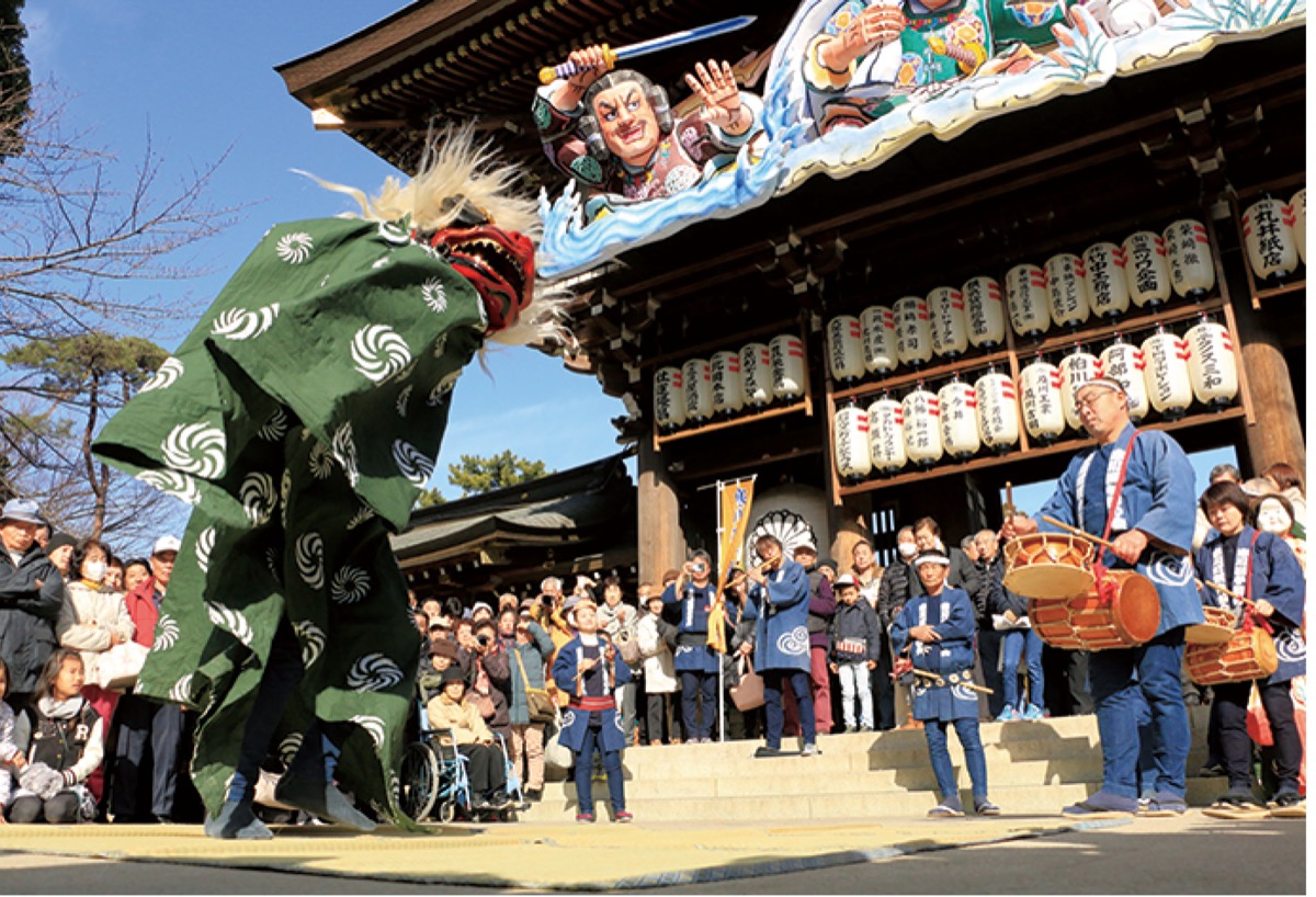 獅子舞で無病息災祈願