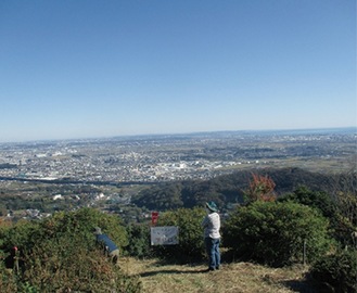 聖峰からは相模湾を一望できる