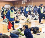 カルタで郷土愛育む