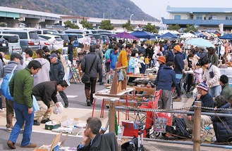 コロナ前のにぎわう大磯市