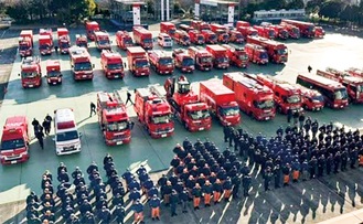 県内自治体より集結した緊急消防援助隊神奈川県大隊