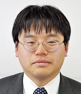 岩田泰明氏