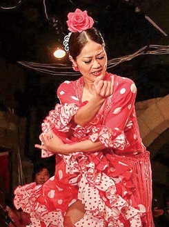 スペイン舞踊家の池谷香名子さん