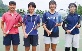 （右から）五味さん、後藤さん、石井さん、西場さん